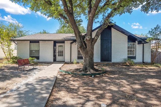 Foto principal - 2038 Ash Hill Rd