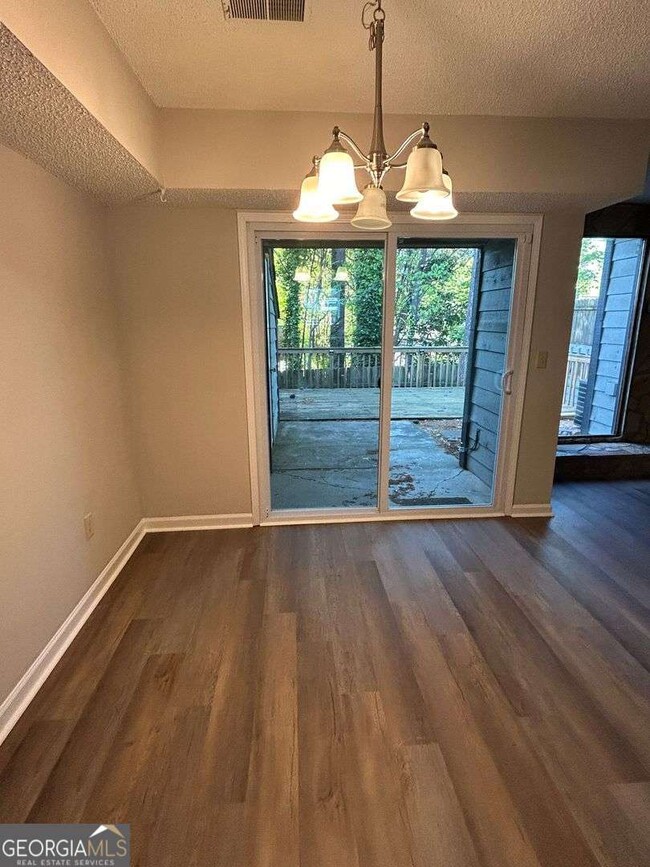 Foto del edificio - 288 Heathersett Dr SW