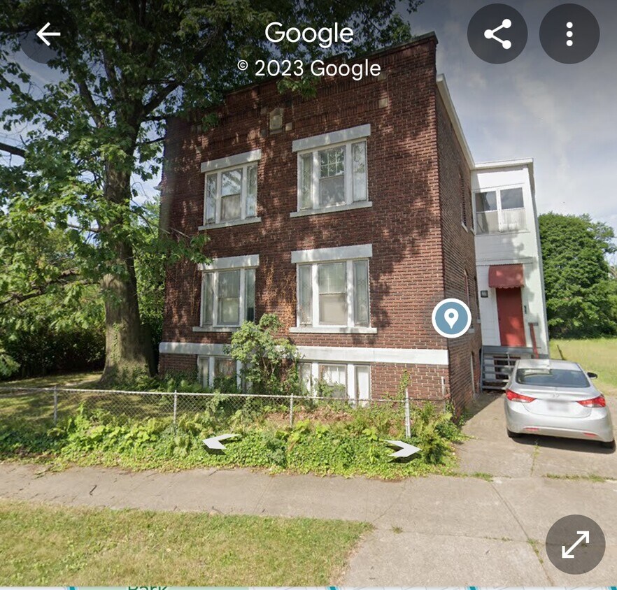 Primary Photo - 754 E 90th St