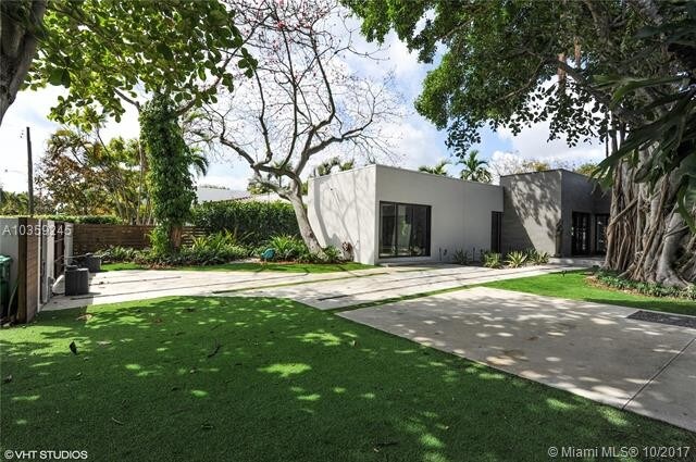 Foto del edificio - 8932 NE 10th Ct