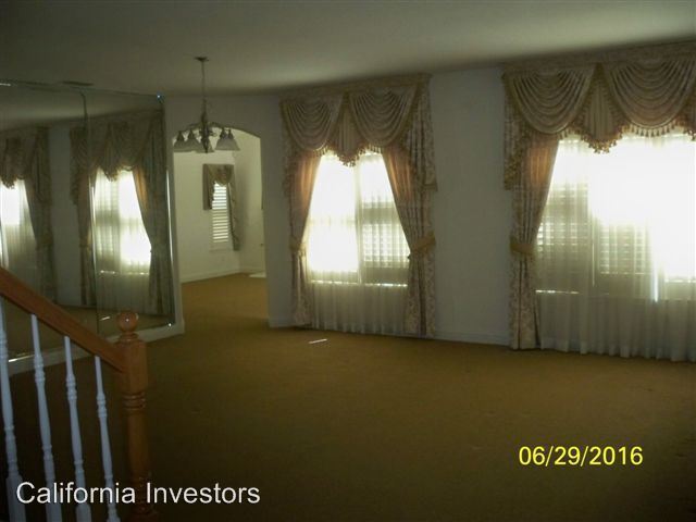 Foto del edificio - 7824 Shell Beach Dr