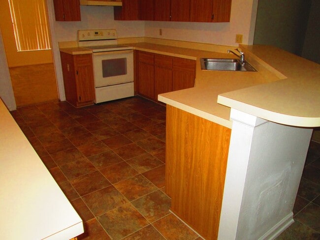 Photo - 566 St Augustine Ct House