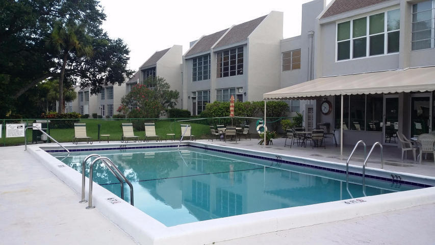 Primary Photo - 2900 SW 22nd Ave