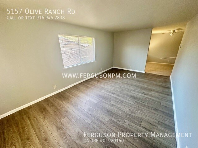 Building Photo - Pet Friendly Duplex in Granite Bay with Ne...