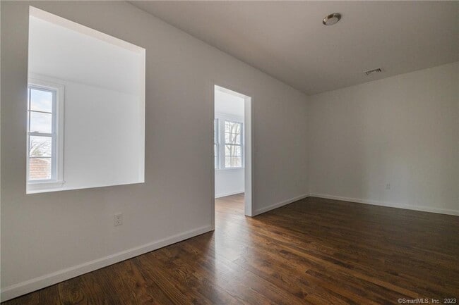 Foto del edificio - 340 Pleasantview Ave