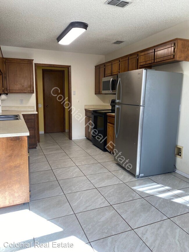 Foto del edificio - 3 br, 2 bath House - 1109 Purdue Avenue