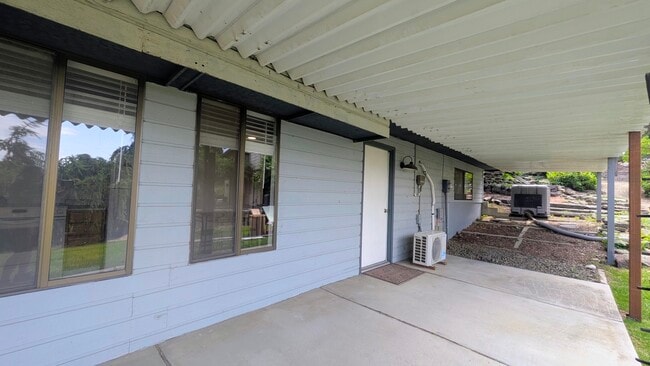 Building Photo - 1135 E Santa Maria Dr