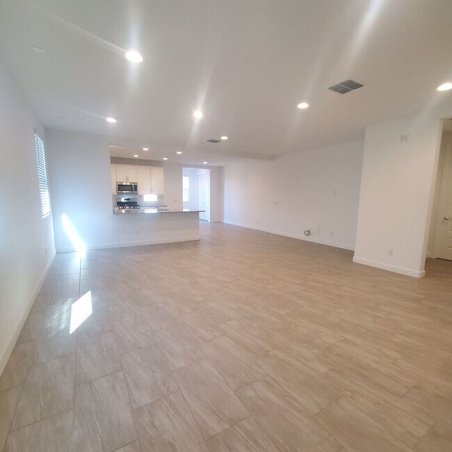 Foto del edificio - 3084 E 27th Ave