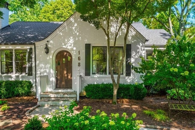 Foto del edificio - 168 Garland Ave