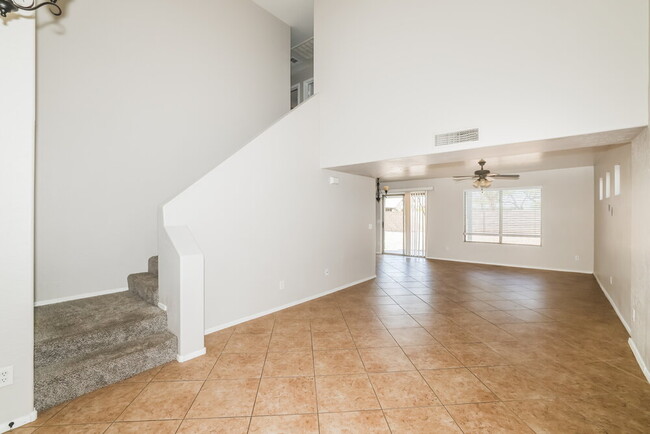 Foto del edificio - 15362 N 148th Ct