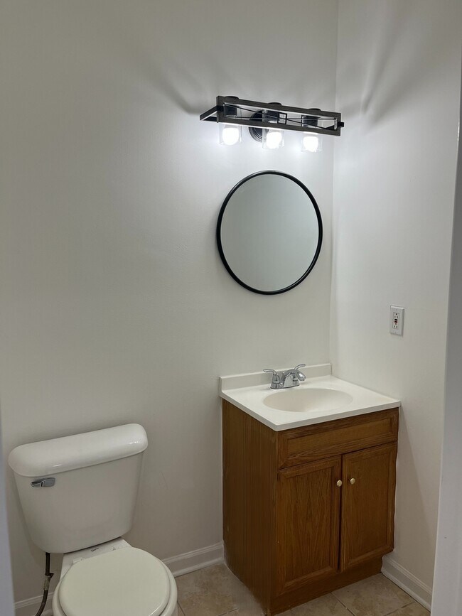 Foto del edificio - 1825 W 115th St