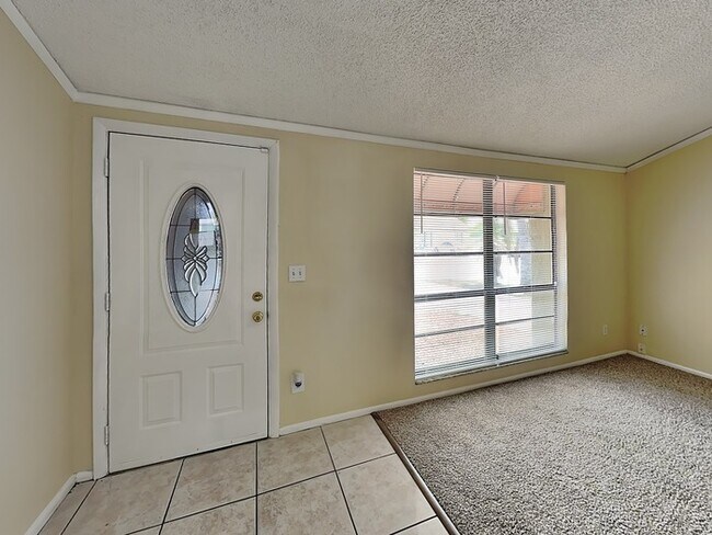 Foto del edificio - 9515 Letterstone Ct