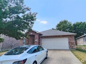 Building Photo - 13179 Michelle Dr