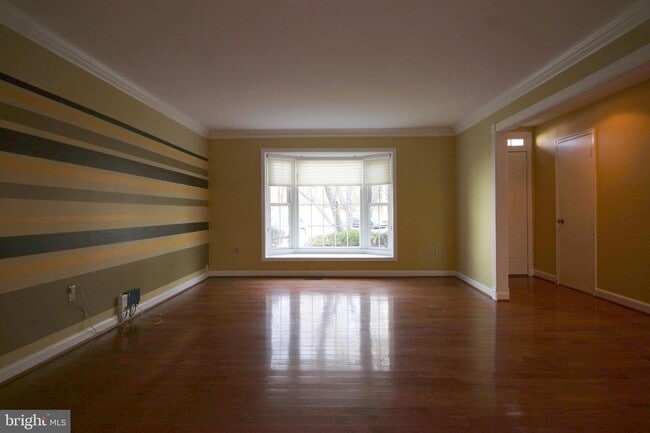 Building Photo - 8072 Sleepy View Ln