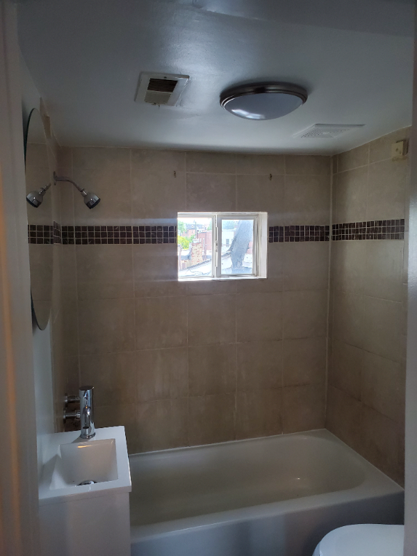 Foto del edificio - 803 Brooks Ln