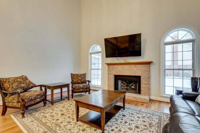 Building Photo - 9504 Sheffield Rd