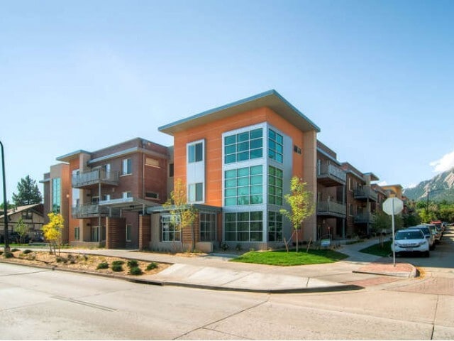 Building Photo - Saga Boulder