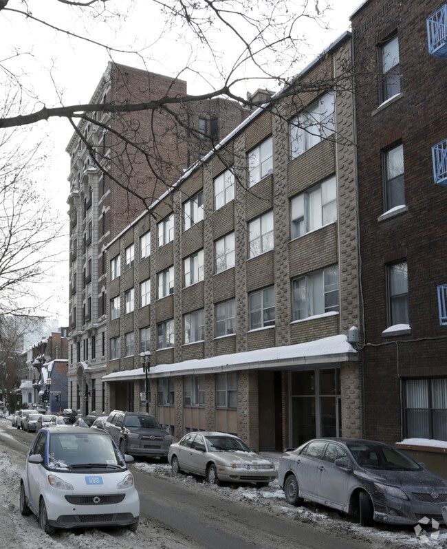 Le Brooklyn Apartments 3630 Durocher Rue Montréal, QC