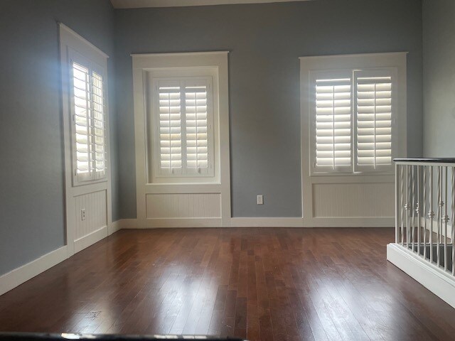 Building Photo - 1360 S Sabino Dr