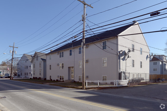 Building Photo - 27-37 East St
