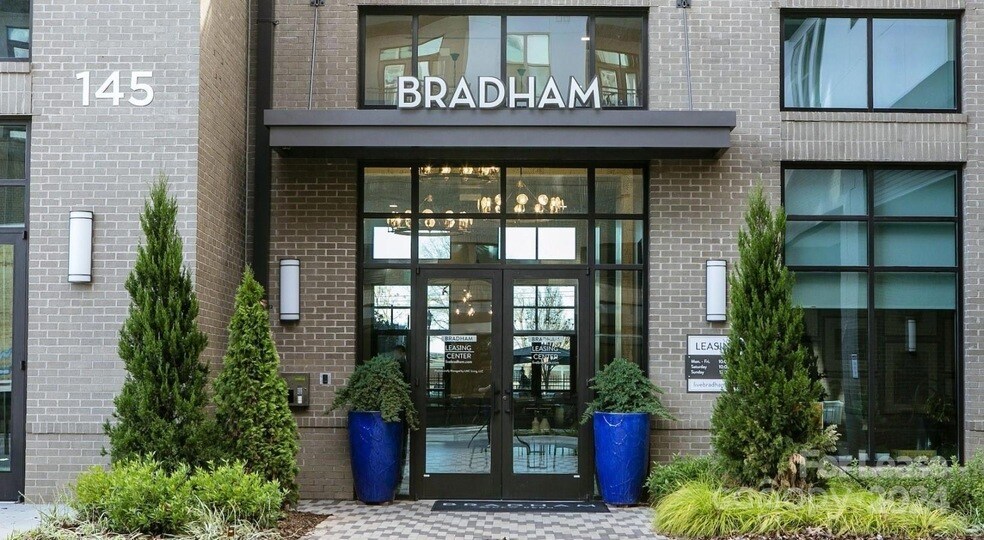 Primary Photo - 145 New Bern St