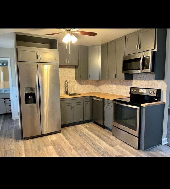 Foto del edificio - 1425 Deacon St