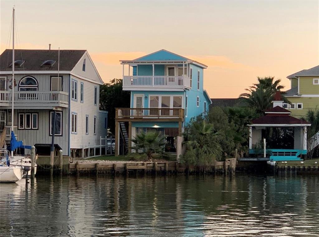 241/2 Tindel St, Kemah, TX 77565 House Rental in Kemah, TX