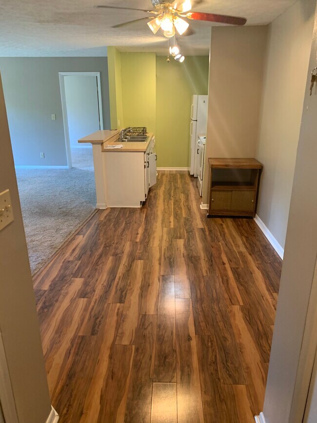 Dining Area - 34 Woodland Hills Dr