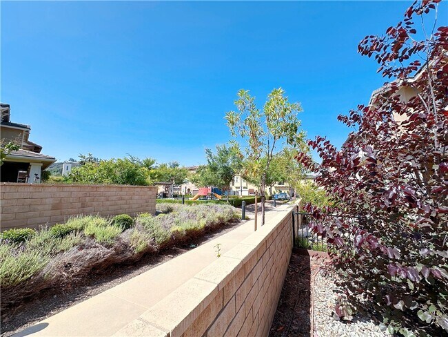 Foto del edificio - 2228 Zanuck Ct