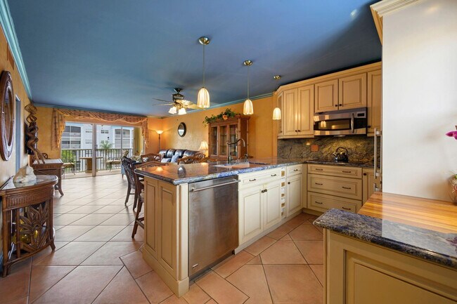 Foto del edificio - 600 NE 2nd St