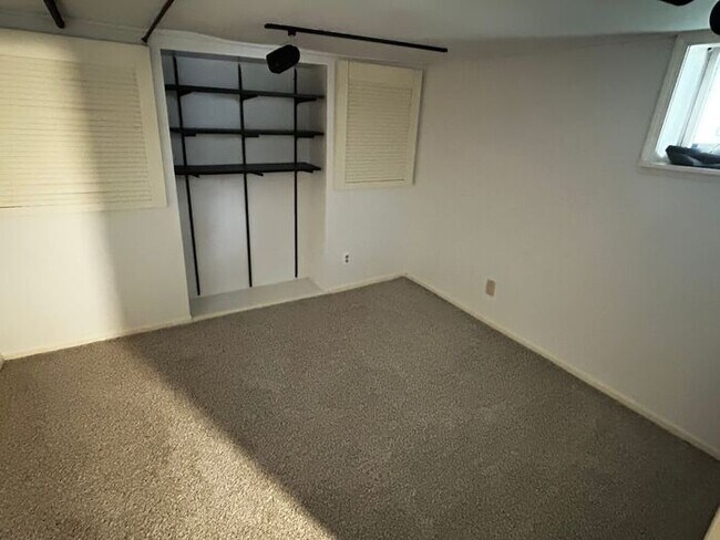 Foto del edificio - Updated 2-3 bed HOUSE in Fort Thomas