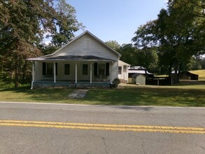 Building Photo - 3277 Brook Cove Rd