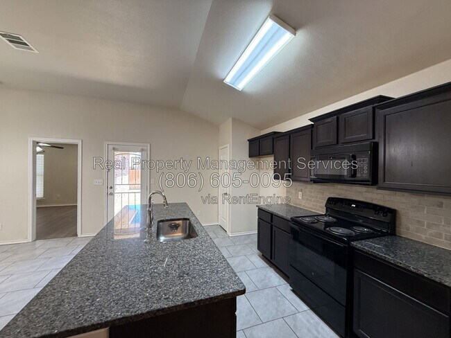 Foto del edificio - 7431 104th St