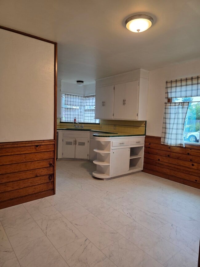 Foto del edificio - 3254 Magowan Dr