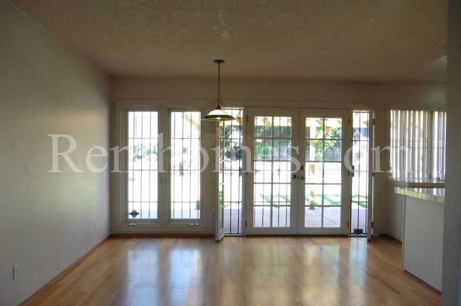Building Photo - 7576 Winterwood Ln