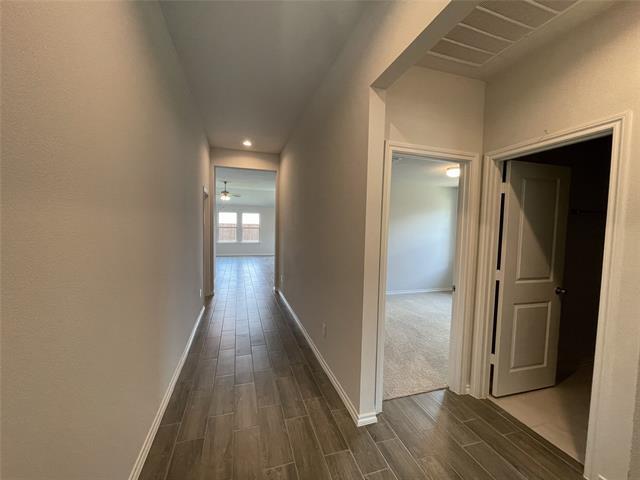 Foto del edificio - 5824 Utopia Dr