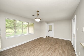Building Photo - 19435 I-45