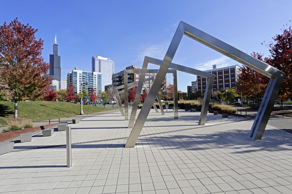 Gateway West Loop Rentals Chicago, IL