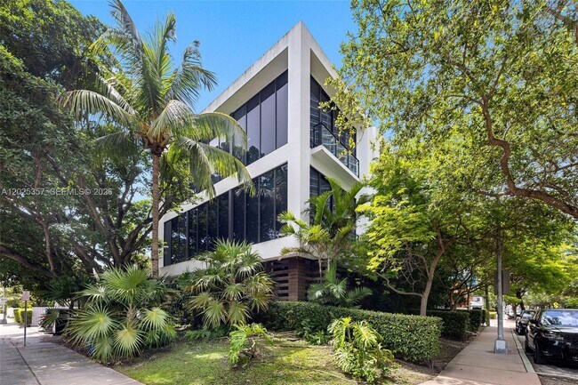 Foto del edificio - 1525 Bay Rd