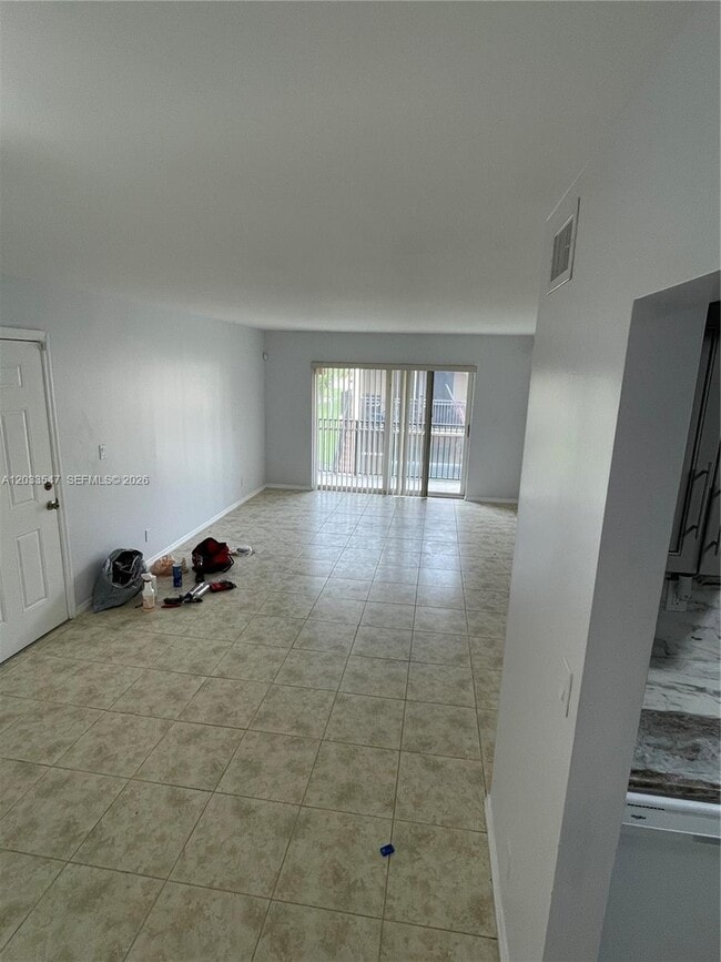 Building Photo - 2916 NW 55th Ave