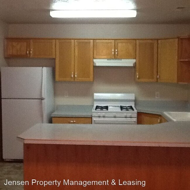 Foto del edificio - 3 br, 2 bath House - 248 West  665 North U...