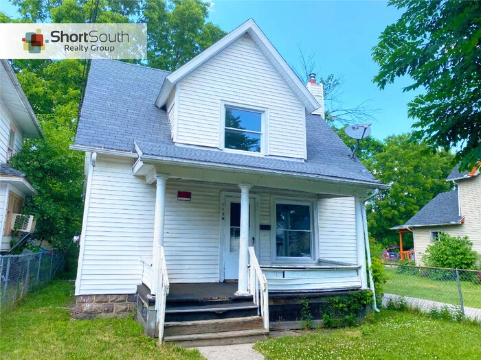 Primary Photo - 4 Bedroom 1.5 Bath Single Family Home in L...