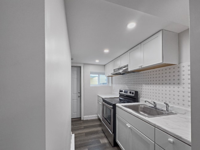 Photo - 375-379 Haverhill St Apartment