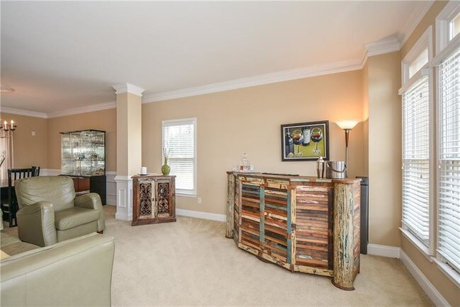 Building Photo - 890 Windcrest Pl SW