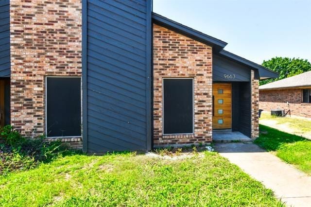 Building Photo - 9663 Windy Ridge Rd