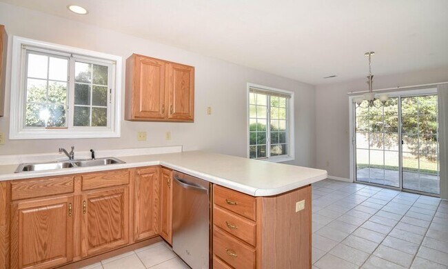 Foto del edificio - 1608 Apple Valley Ct