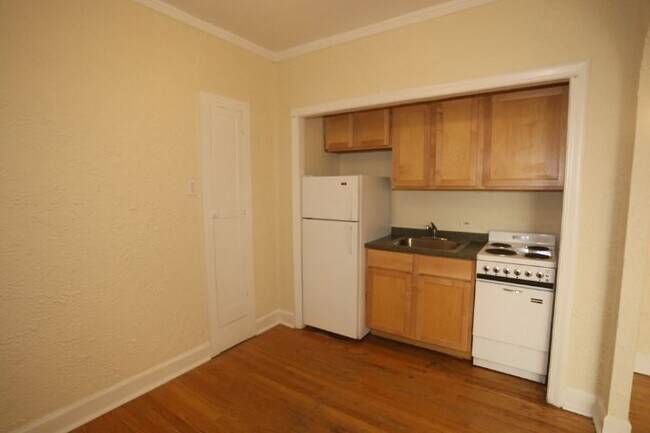 Foto del edificio - 539 W Arlington Pl