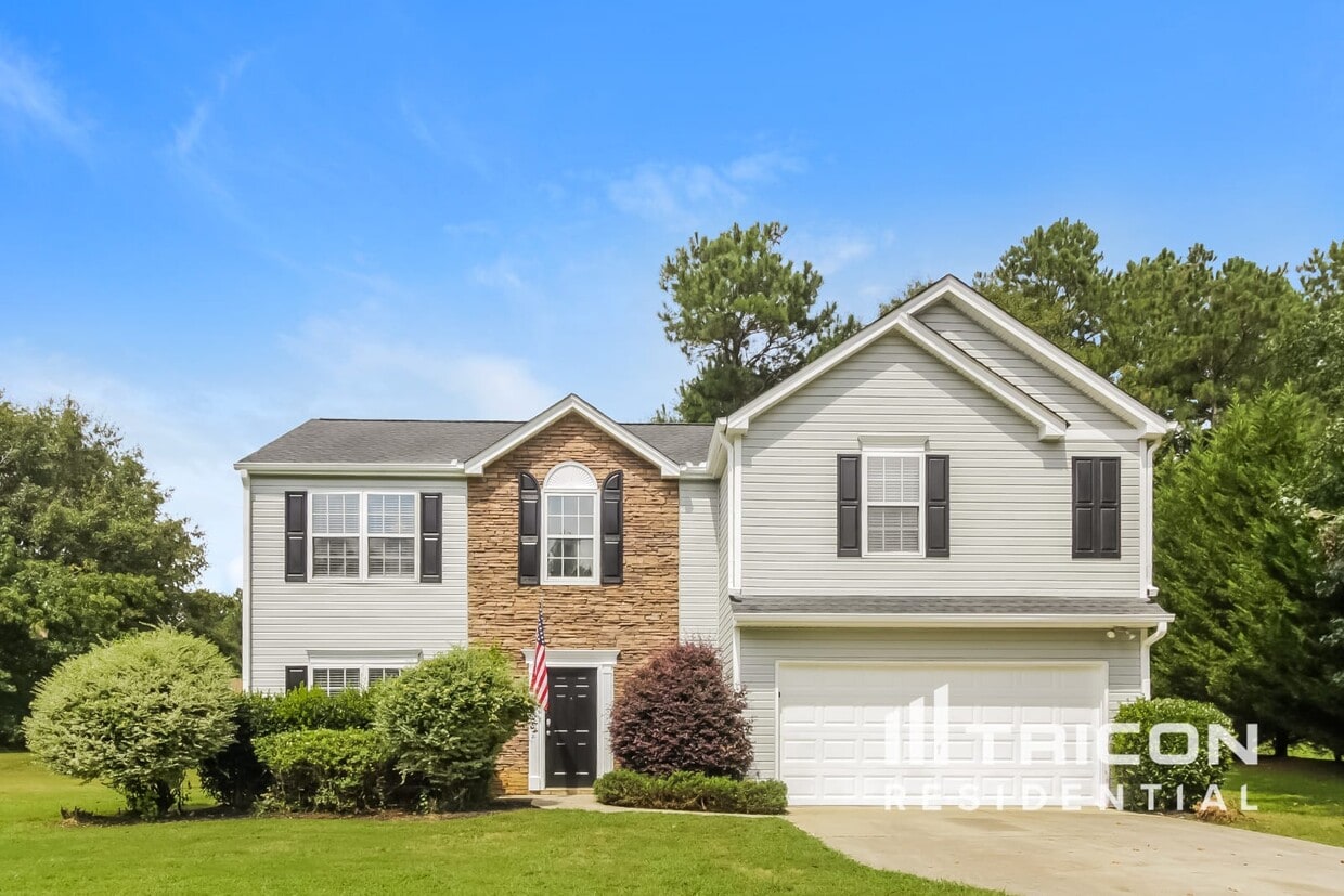 Foto principal - 518 Crestbend Lane Powder Springs GA