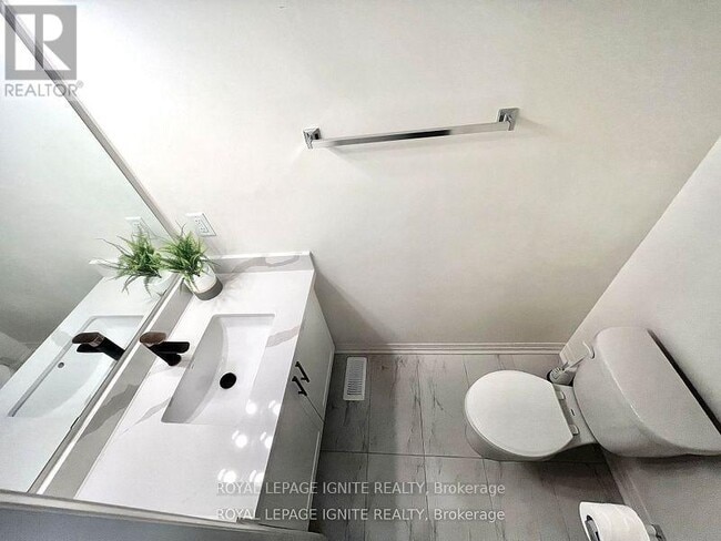 Photo du bâtiment - 25 King George Way