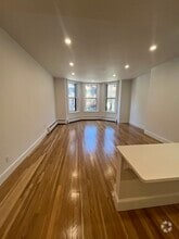 Building Photo - 289 Beacon St